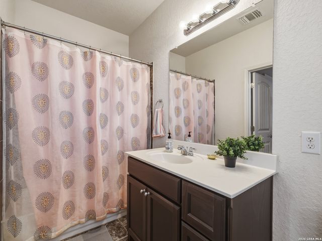 27015 N Oleander Chase, Boerne, TX 78015