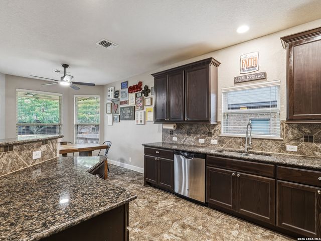 27015 N Oleander Chase, Boerne, TX 78015