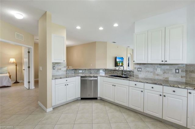 28120 Donnavid CT 104, Bonita Springs, FL 34135