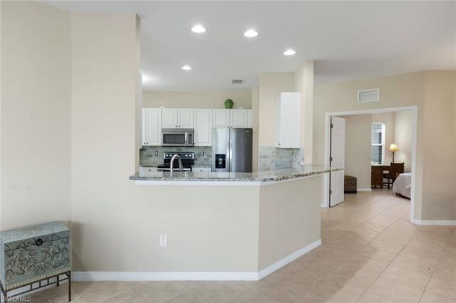 28120 Donnavid CT 104, Bonita Springs, FL 34135