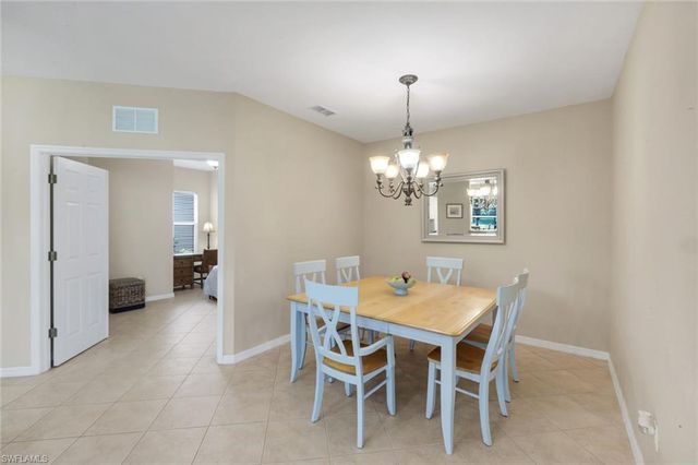 28120 Donnavid CT 104, Bonita Springs, FL 34135