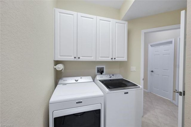 28120 Donnavid CT 104, Bonita Springs, FL 34135