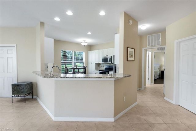 28120 Donnavid CT 104, Bonita Springs, FL 34135