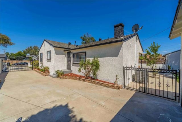 8166 Borson, Downey, CA 90242