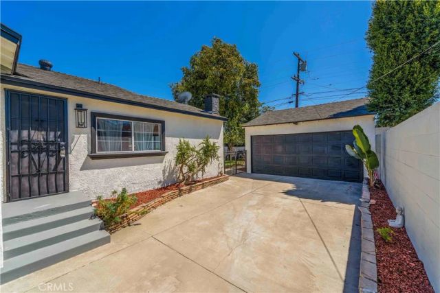 8166 Borson, Downey, CA 90242