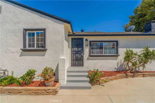 8166 Borson, Downey, CA 90242