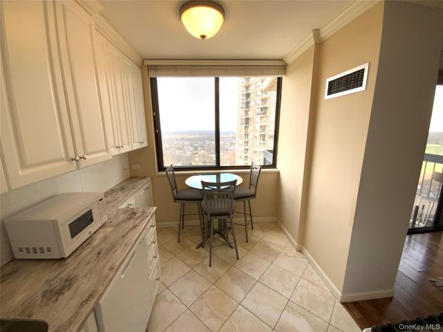 27110 Grand Central Parkway 16N, Floral Park, NY 11005