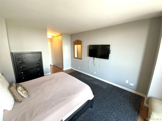27110 Grand Central Parkway 16N, Floral Park, NY 11005