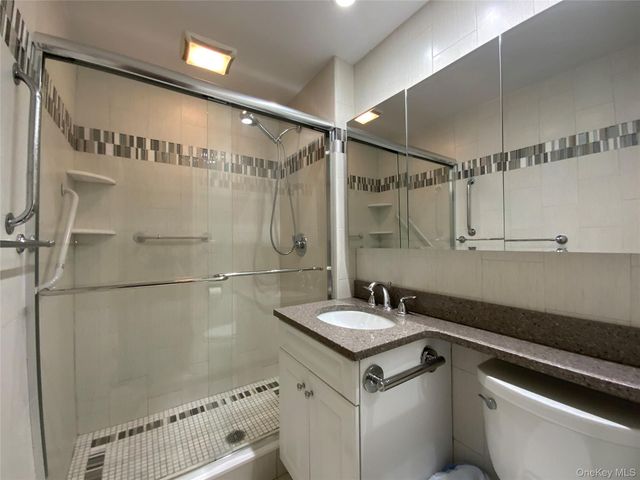 27110 Grand Central Parkway 16N, Floral Park, NY 11005