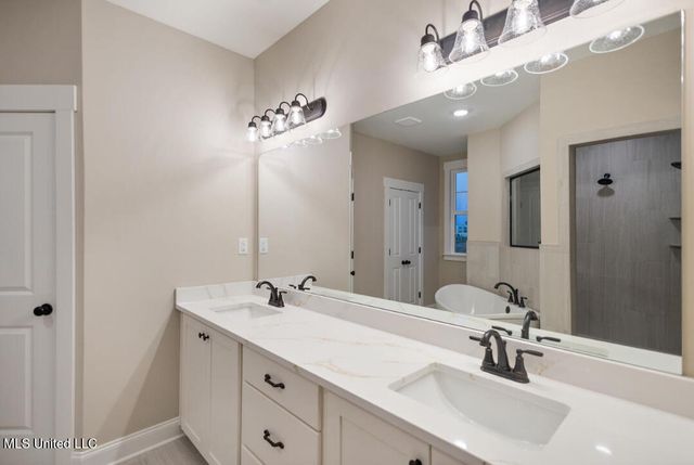 878 Coahoma Court, Nesbit, MS 38651