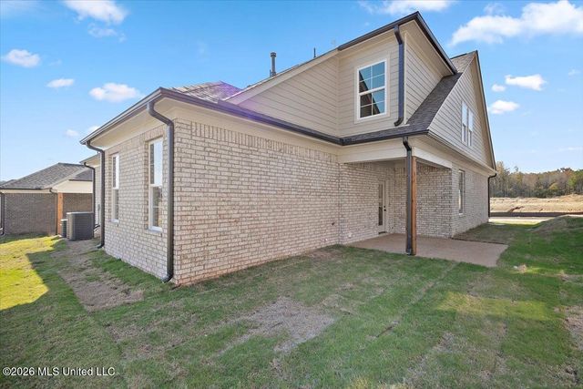 878 Coahoma Court, Nesbit, MS 38651