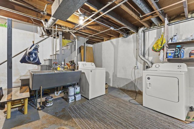 6239 S Kirkwood AVENUE, Cudahy, WI 53110