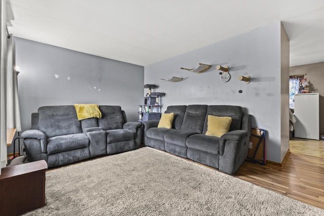 6239 S Kirkwood AVENUE, Cudahy, WI 53110
