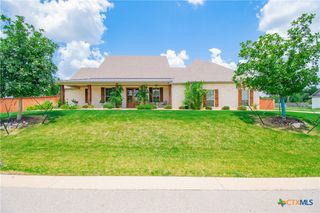 2050 Chalk Mill Crossing, Salado, TX 76571