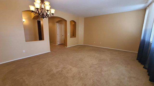 3653 E Sparrow Place, Chandler, AZ 85286