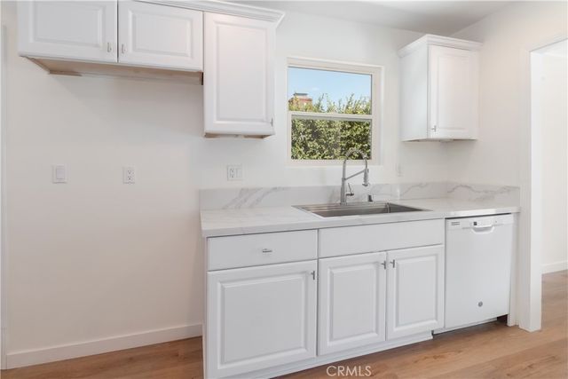 11000 Gaviota Avenue, Granada Hills, CA 91344