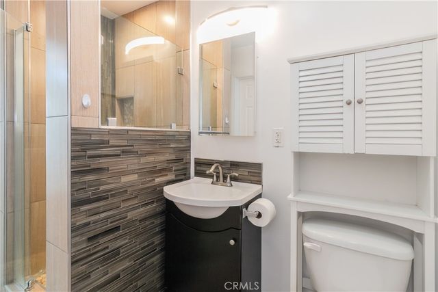11000 Gaviota Avenue, Granada Hills, CA 91344