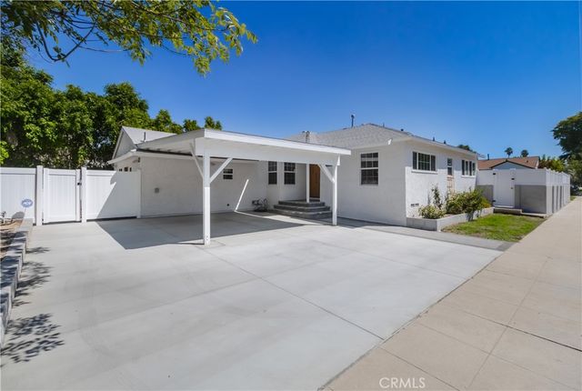 11000 Gaviota Avenue, Granada Hills, CA 91344