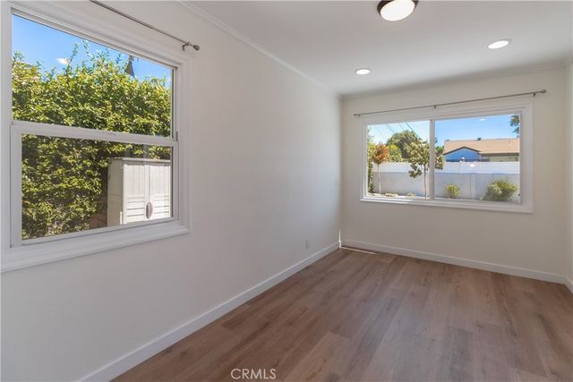 11000 Gaviota Avenue, Granada Hills, CA 91344