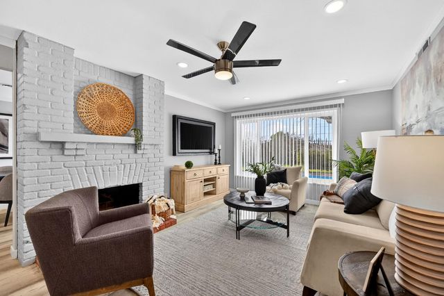 4009 Fairwood Way, Carmichael, CA 95608