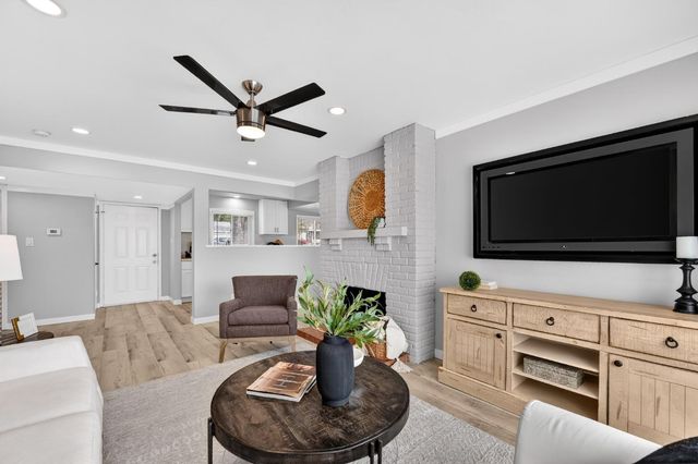 4009 Fairwood Way, Carmichael, CA 95608