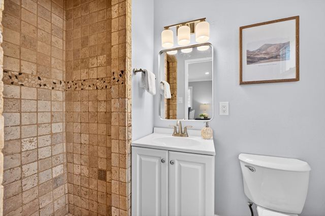 4009 Fairwood Way, Carmichael, CA 95608