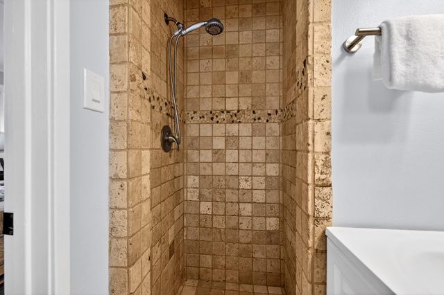 4009 Fairwood Way, Carmichael, CA 95608