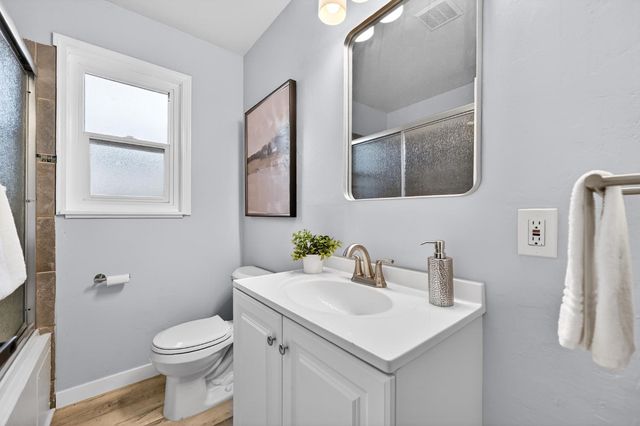 4009 Fairwood Way, Carmichael, CA 95608