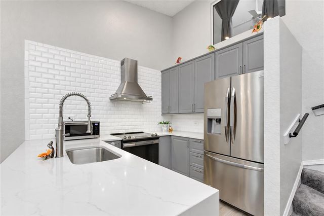 6238 92ND PLACE N 3205, Pinellas Park, FL 33782