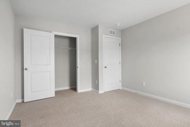 3210 WHITE TAIL DR, Locust Grove, VA 22508