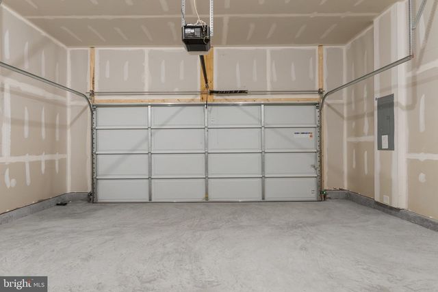 3210 WHITE TAIL DR, Locust Grove, VA 22508