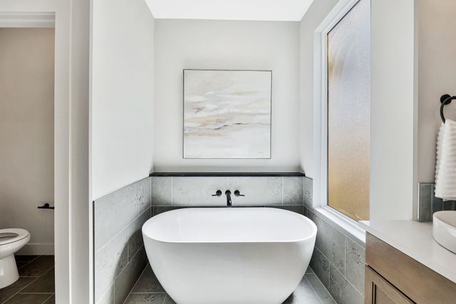 3247 N Bedford St, Wichita, KS 67226