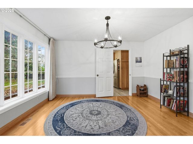 4010 Nw ELMWOOD Dr, Corvallis, OR 97330