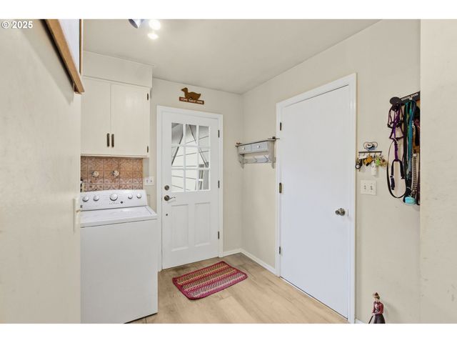 4010 Nw ELMWOOD Dr, Corvallis, OR 97330