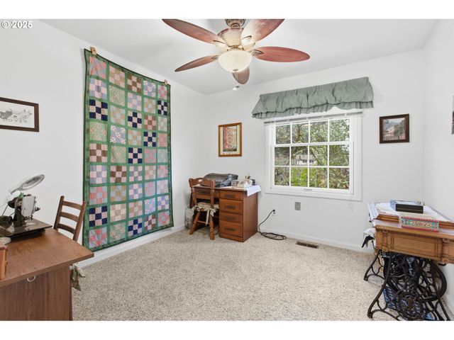 4010 Nw ELMWOOD Dr, Corvallis, OR 97330