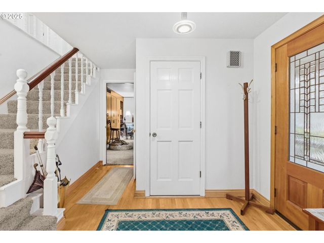 4010 Nw ELMWOOD Dr, Corvallis, OR 97330