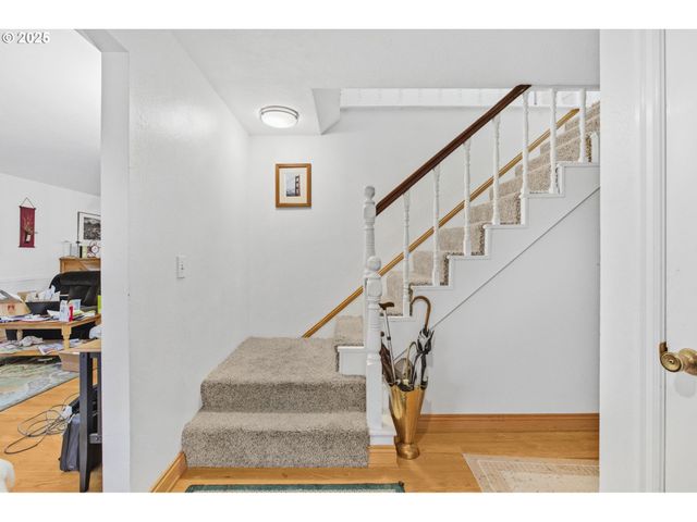 4010 Nw ELMWOOD Dr, Corvallis, OR 97330