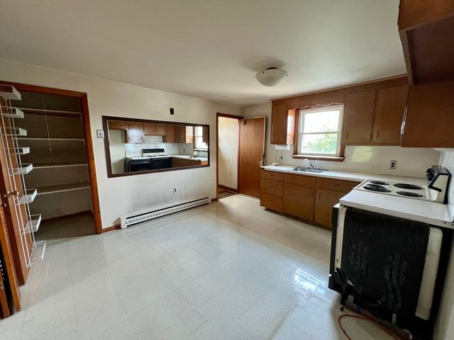 9-11 Hardwick Ter, Boston, MA 02135