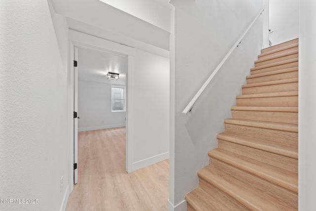 625 Hunter Lake Drive, Reno, NV 89509