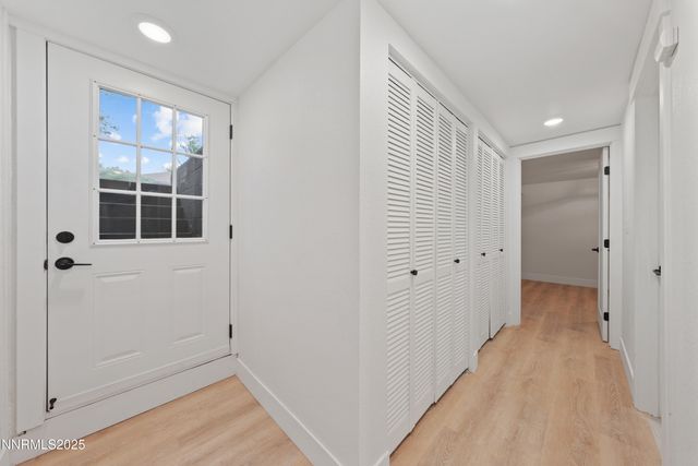 625 Hunter Lake Drive, Reno, NV 89509