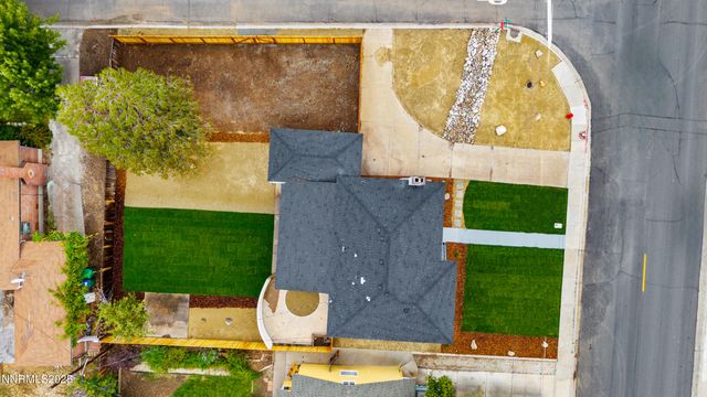 625 Hunter Lake Drive, Reno, NV 89509