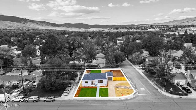 625 Hunter Lake Drive, Reno, NV 89509