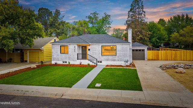 625 Hunter Lake Drive, Reno, NV 89509