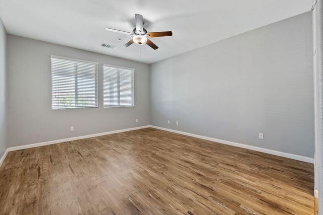 4002 E Cypress Avenue, Visalia, CA 93292