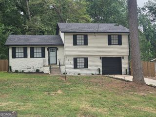 3541 Santa Leta Drive, Ellenwood, GA 30294