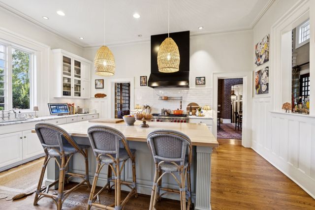 214 3rd Ave, S, Franklin, TN 37064