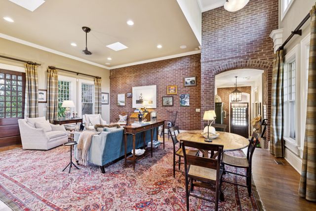 214 3rd Ave, S, Franklin, TN 37064