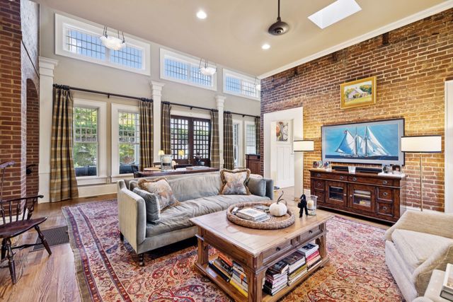 214 3rd Ave, S, Franklin, TN 37064