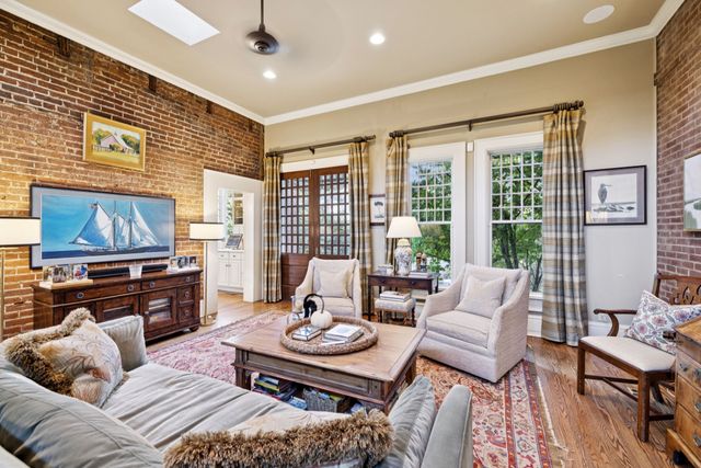 214 3rd Ave, S, Franklin, TN 37064