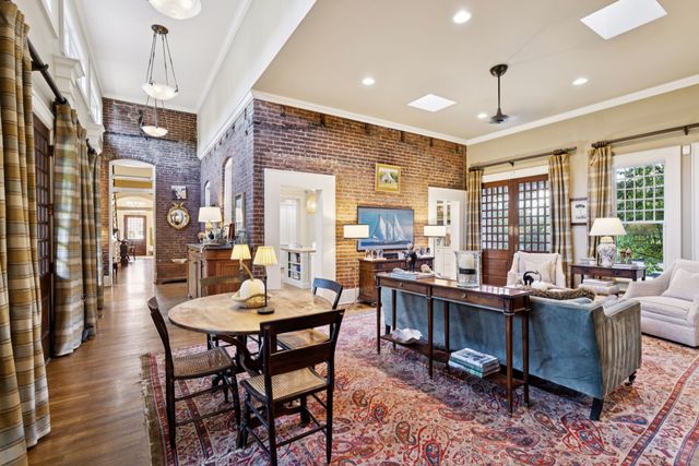 214 3rd Ave, S, Franklin, TN 37064